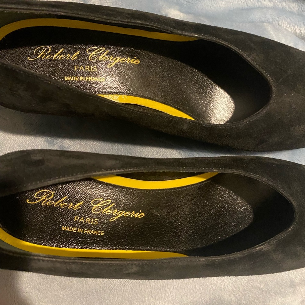 Robert Clergerie Black Flats with Cushioned Comfort